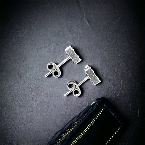 NEW 925 Sterling Silver Sparkling Multi CZ Crystal Square Stud Earrings - Picture 13 of 14